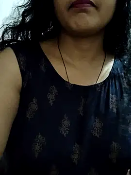 Snapshot of spicysuhana chatting on 05-22-26, 01:57 spicysuhana online show from 05-22-26, 01:57