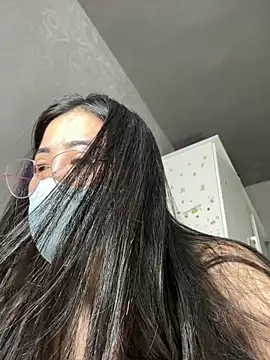 Voyerra g online show from 10-16-25, 01:50