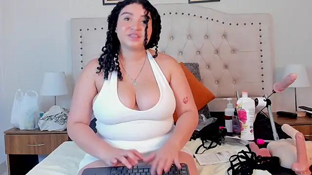 cristhi esterling online show from 10-27-25, 12:31