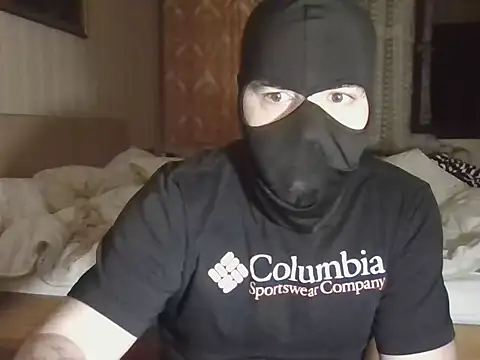 Snapshot of bdsmfreaks12 chatting on 09-18-25, 12:23 bdsmfreaks12 online show from 09-18-25, 12:23