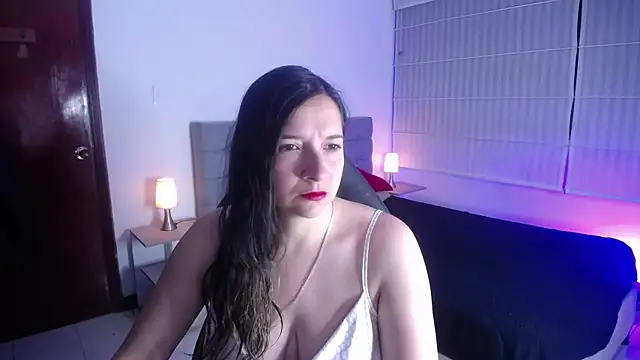 Agatha bellucci  online show from 10-27-25, 01:15