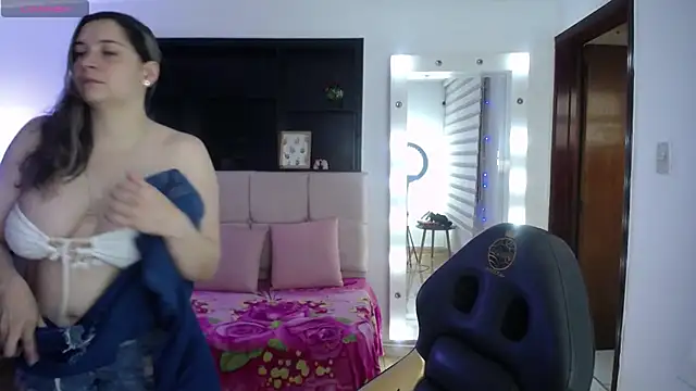 Agatha bellucci  online show from 03-16-26, 01:15