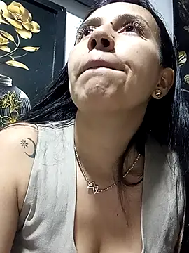 Snapshot of Nika_Hot chatting on 09-20-25, 02:56 Nika Hot online show from 09-20-25, 02:56