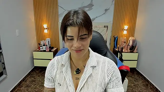 KAROLLJONES1 online show from 11-07-25, 11:27