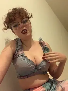 Snapshot of Kyokko-doll chatting on 11-17-25, 11:43 Kyokko-doll online show from 11-17-25, 11:43