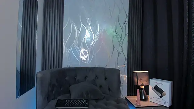 Room 69x online show from 01-10-26, 04:14