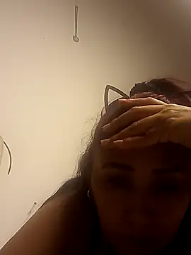 linda luna29 online show from 02-15-26, 07:51