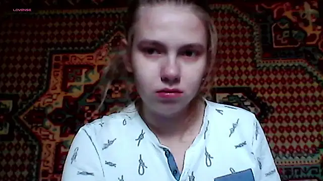 Snapshot of venus_in_flames chatting on 09-22-25, 07:21 venus in flames online show from 09-22-25, 07:21