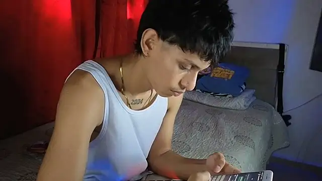 Snapshot of sung_yol chatting on 05-27-26, 08:17 sung yol online show from 05-27-26, 08:17