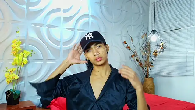 AlanCutee online show from 06-25-26, 11:59