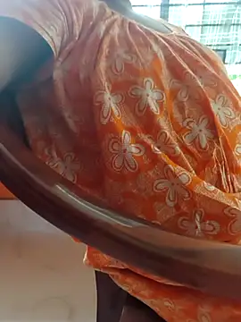 Cute-Swewty online show from 05-17-26, 11:50