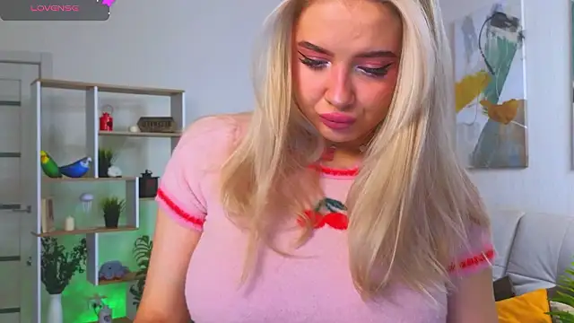 EsyaMeglin online show from 01-19-26, 02:04