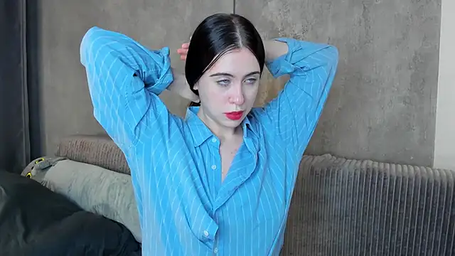 teasememore online show from 03-18-26, 06:44