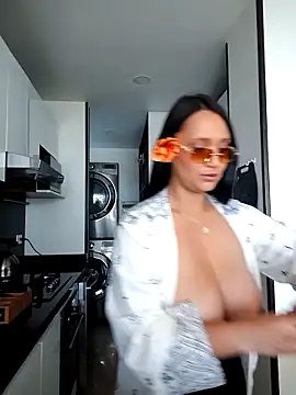 Esmeralda333 online show from 10-03-25, 03:42