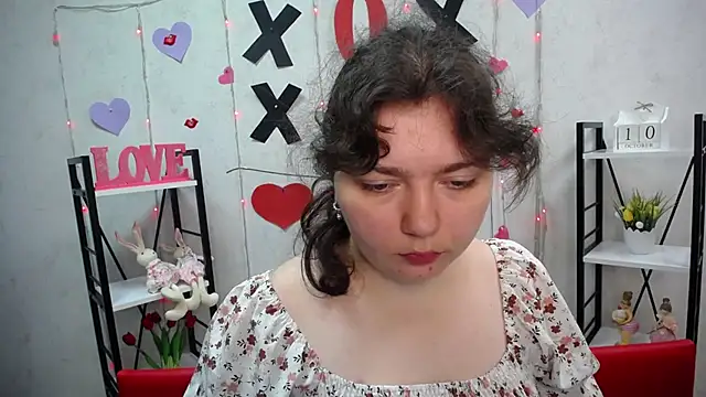 NeonilaLisova online show from 10-12-25, 05:28