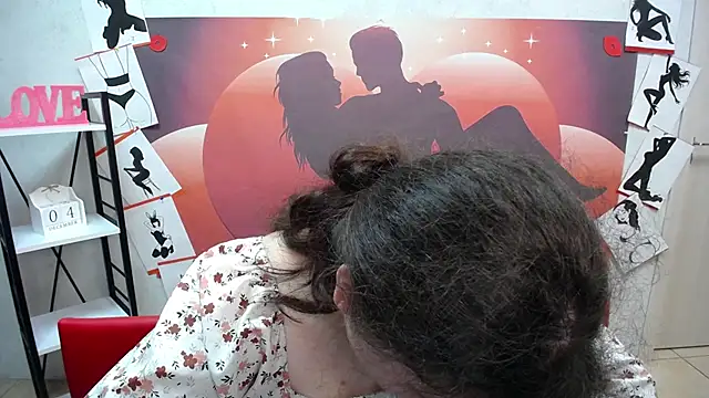 NeonilaLisova online show from 12-04-25, 06:23