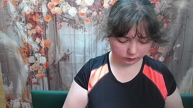 NeonilaLisova online show from 05-12-26, 11:07
