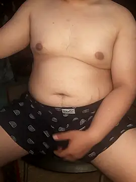 MinhTuan2002 online show from 11-01-25, 01:07