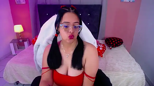 Sofia leving online show from 09-24-25, 01:53