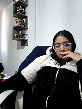 Sofia leving online show from 10-24-25, 12:45