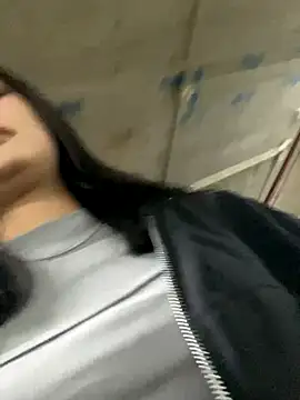   BabyShowPublic   online show from 09-21-25, 12:51