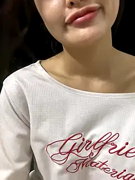   BabyShowPublic   online show from 10-05-25, 01:31