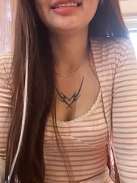 Snapshot of __BabyShowPublic__ chatting on 02-15-26, 09:19 BabyShowPublic online show from 02-15-26, 09:19