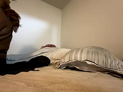 KANDIS864 online show from 10-22-25, 03:40