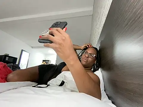 KANDIS864 online show from 02-10-26, 04:49