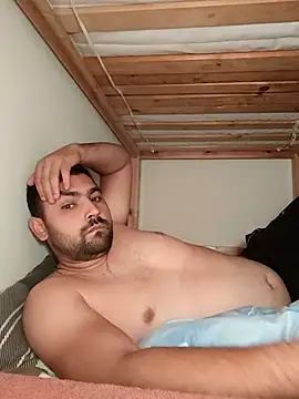 Snapshot of flr196 chatting on 09-19-25, 07:14 flr196 online show from 09-19-25, 07:14