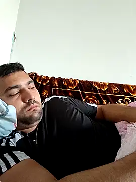 Snapshot of flr196 chatting on 10-05-25, 09:18 flr196 online show from 10-05-25, 09:18