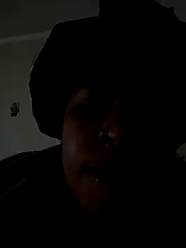 Snapshot of juicy92 chatting on 10-10-25, 06:07 juicy92 online show from 10-10-25, 06:07