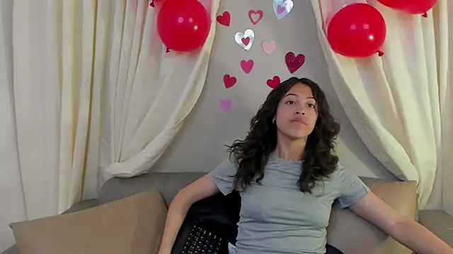 liily grey online show from 09-15-25, 01:44