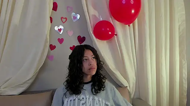 liily grey online show from 09-17-25, 01:35