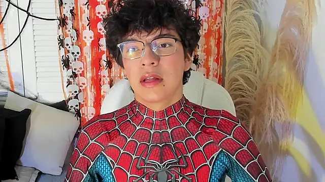 miilo wolf online show from 10-07-25, 11:29