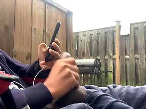 Snapshot of Insurance-03 chatting on 10-19-25, 09:26 Insurance-03 online show from 10-19-25, 09:26