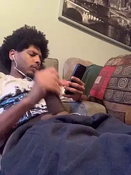 Snapshot of Insurance-03 chatting on 10-20-25, 09:37 Insurance-03 online show from 10-20-25, 09:37