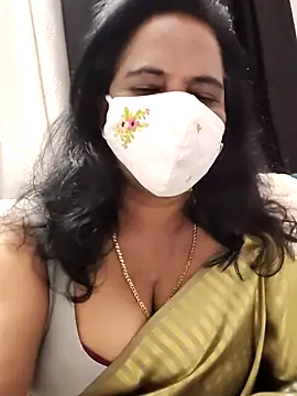 mallu-lover online show from 01-17-26, 03:17