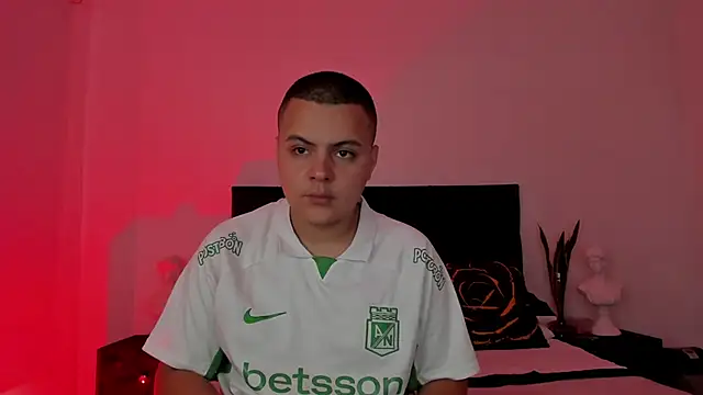 NoahLux online show from 09-17-25, 07:48