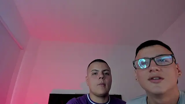 NoahLux online show from 09-27-25, 05:51