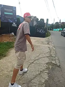 NoahLux online show from 10-13-25, 06:41