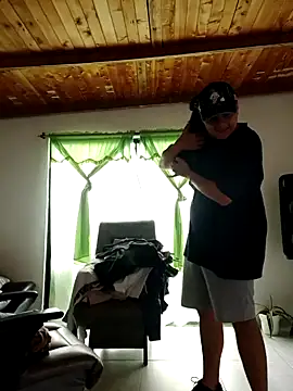 NoahLux online show from 10-24-25, 12:56