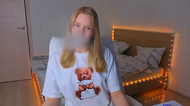 Snapshot of _Gentle_Angel_Melissa_ chatting on 03-19-26, 03:16 Gentle Angel Melissa online show from 03-19-26, 03:16