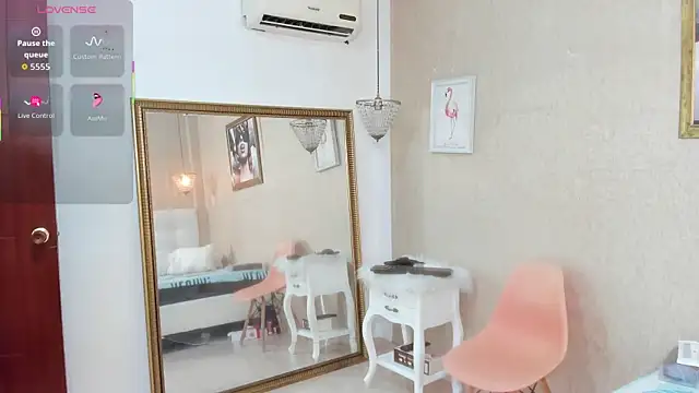 Miladiosa online show from 09-15-25, 12:16