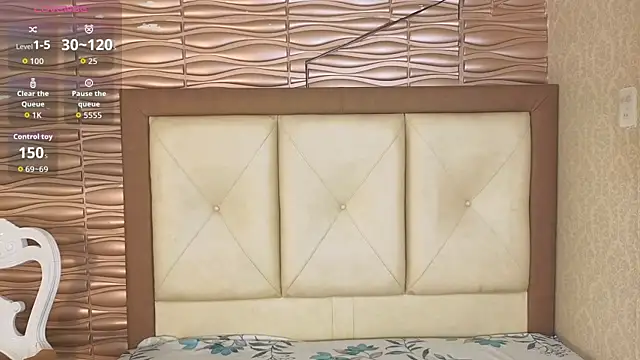 Snapshot of Miladiosa chatting on 07-17-26, 01:07 Miladiosa online show from 07-17-26, 01:07