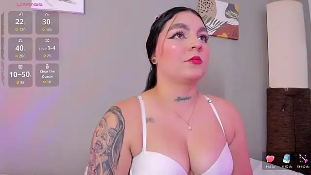 Snapshot of melody_blossom_ chatting on 09-27-25, 05:29 melody blossom online show from 09-27-25, 05:29