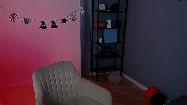 Snapshot of JaneByrd chatting on 10-30-25, 02:29 JaneByrd online show from 10-30-25, 02:29