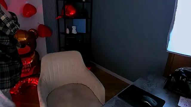 Snapshot of JaneByrd chatting on 02-12-26, 02:34 JaneByrd online show from 02-12-26, 02:34