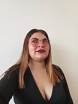 LUCIANA  99 online show from 10-31-25, 03:35