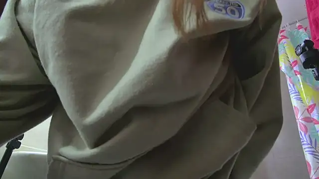 lunnaa  online show from 12-20-25, 03:35